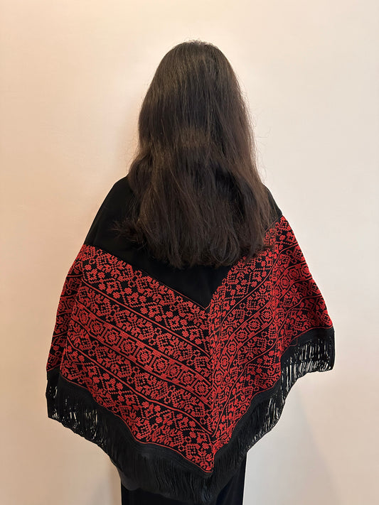 Classic Triangle Black/Red Shawl