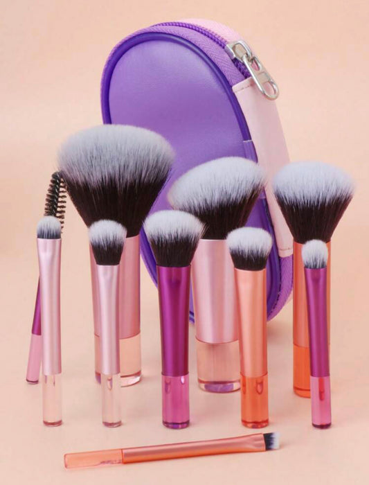 Travel makeup brushes set